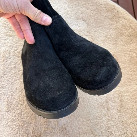 Adrianne Vittadini Black Suede Ankle Women's Chelsea Boots sz 8 - Picture 4 of 8